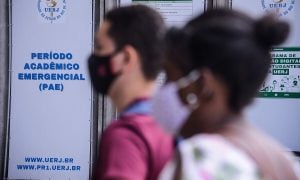MP 1.045 pode levar jovens brasileiros a desistir dos estudos