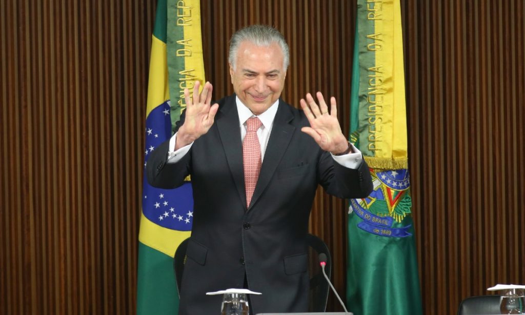‘Pode ser ingenuidade minha, mas não vejo condições de golpe’, diz Temer