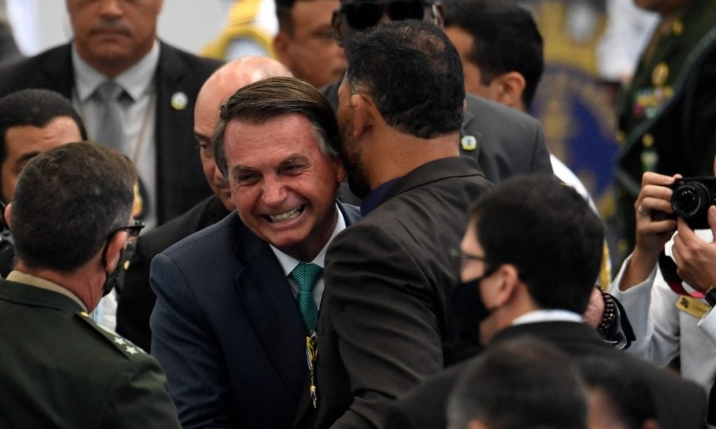 A Constituição Quadrangular de Bolsonaro e a quarta via