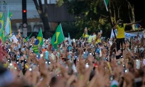 Brasil tem 6,4 milhões de eleitores ultraconservadores, revela pesquisa