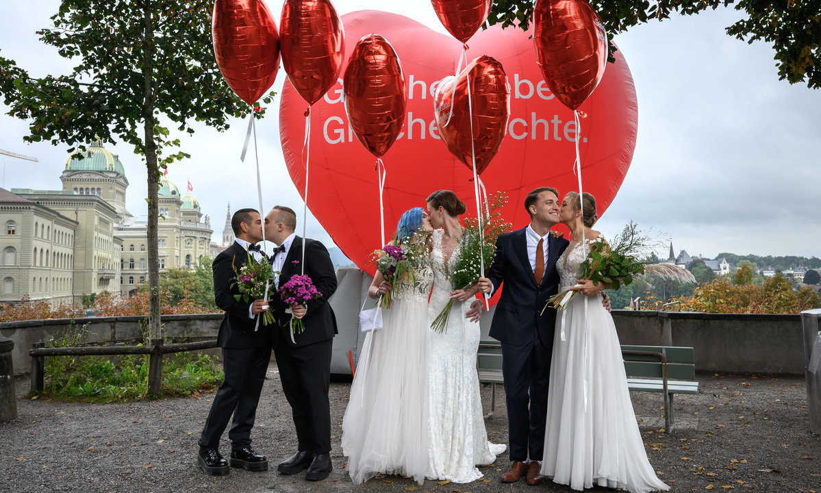 LGBTs podem se casar formalmente a partir de referendo na Suíça. Foto: Fabrice Coffrini/AFP 