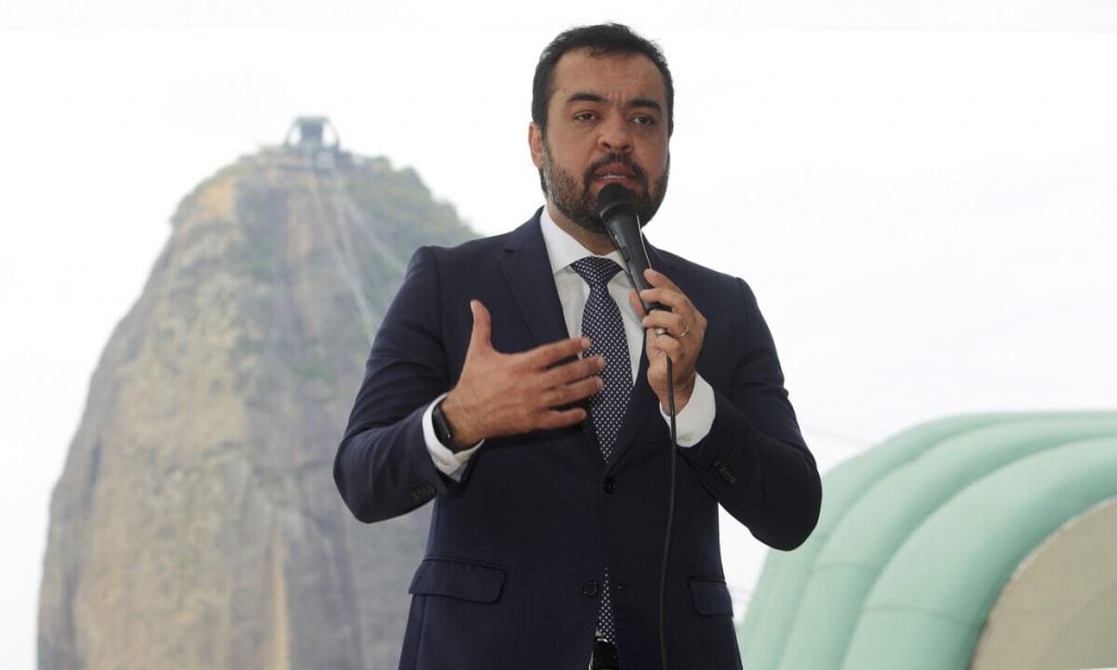 ‘Não era para ter diálogo’, diz governador do RJ sobre críticas a operações em favelas
