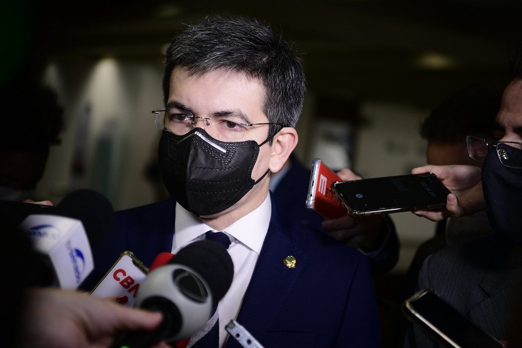 Se Marconny não for localizado, Randolfe diz que irá pedir sua prisão