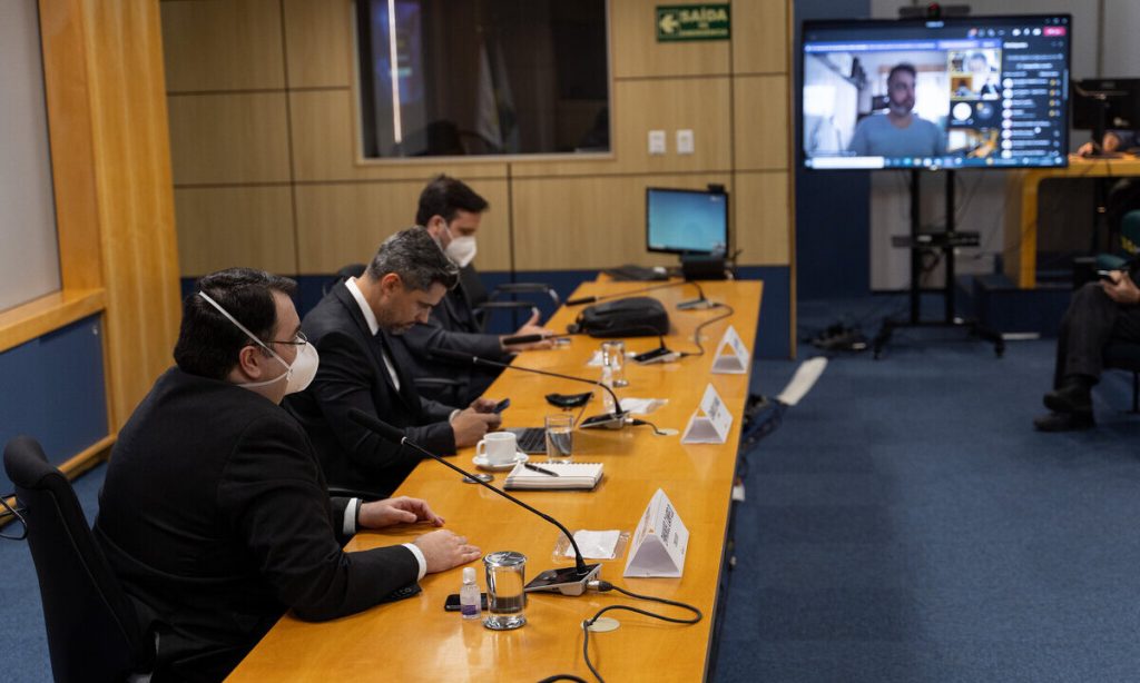 Anatel aprova edital com condições para empresas que instalarão o 5G no Brasil