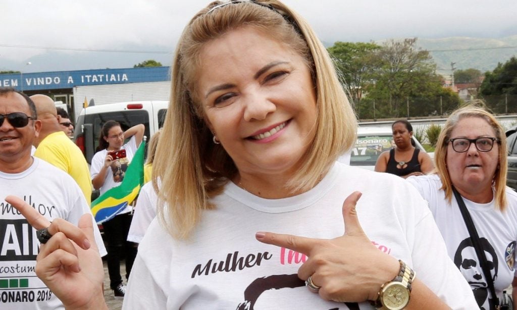 Quebra de sigilo de Ana Cristina atinge período que esteve casada com Bolsonaro