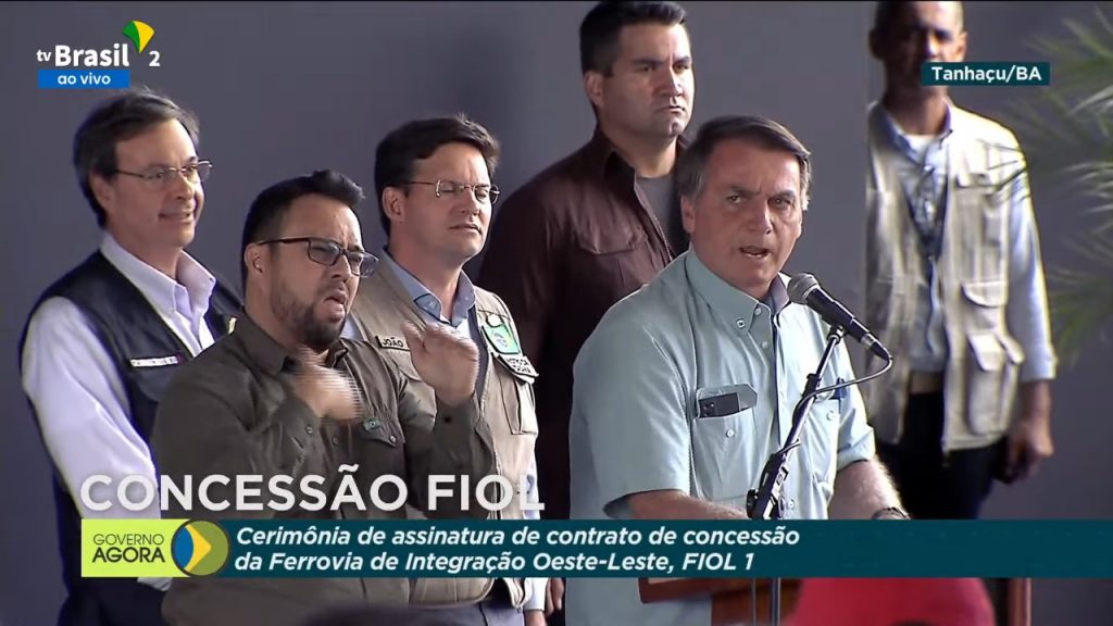 Bolsonaro ameaça e diz que ‘pode sair das quatro linhas da Constituição’ no 7 de Setembro