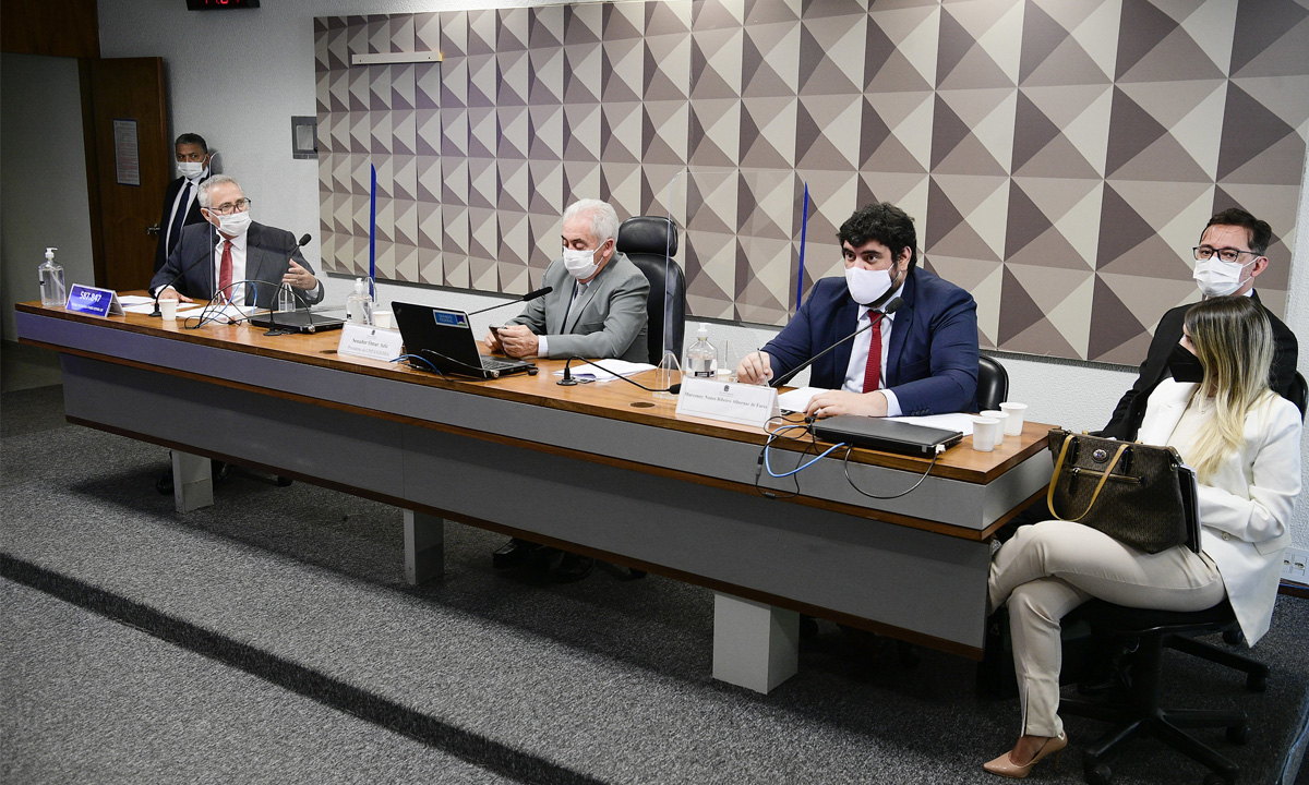 CPI: Marconny confirma amizade com Renan Bolsonaro e omite nome de senador que ‘destravaria’ compra de testes