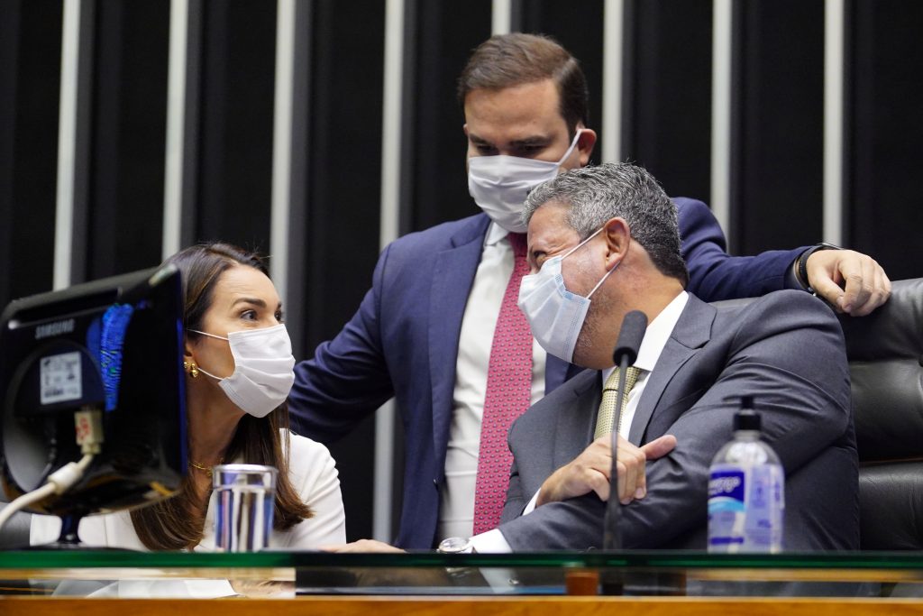 Líder do PP na Câmara apresenta emenda para resgatar quarentena para juízes