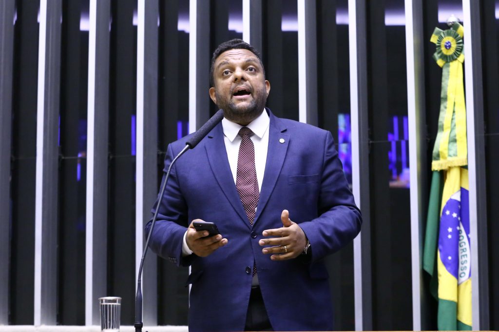 Justiça mantém condenação de deputado bolsonarista por ofensas a Moraes