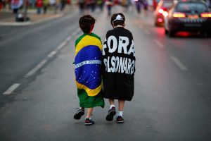 “Fora Bolsonaro”: imprensa europeia destaca atos a favor do impeachment do presidente brasileiro