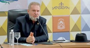 Por unanimidade, STJ confirma afastamento do governador do Tocantins por 6 meses