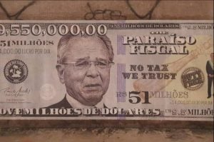 Muros da Faria Lima amanhecem estampados com rosto de Guedes em nota de US$ 9,5 milhões