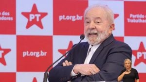 STF manda a Justiça Federal de Curitiba desbloquear os bens de Lula