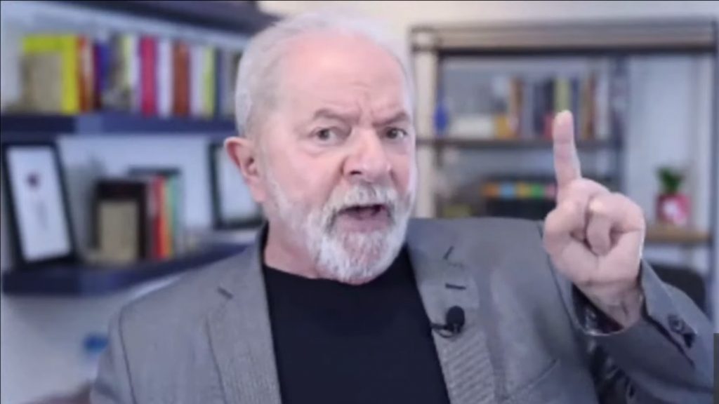 Lula critica Bolsonaro e diz que conservadorismo deu lugar a extrema-direita