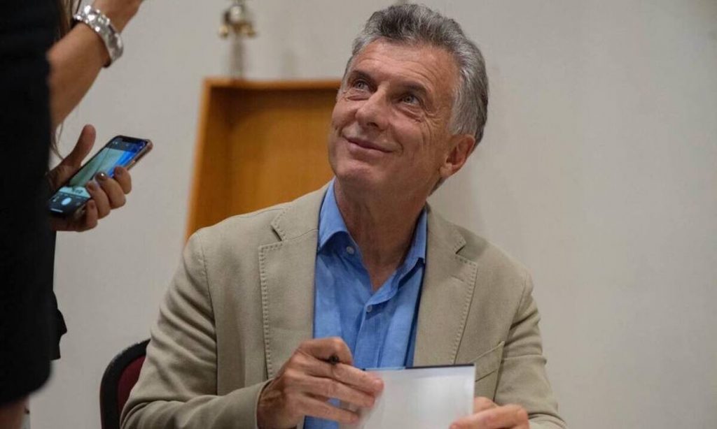 Investigado na Argentina, Macri anuncia que dará aulas nos Estados Unidos