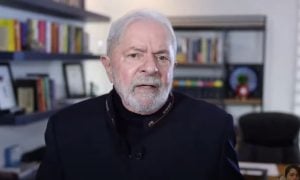 Lula defende auxílio de R$ 600 e minimiza estratégia de Bolsonaro: ‘Vamos ganhar as eleições’