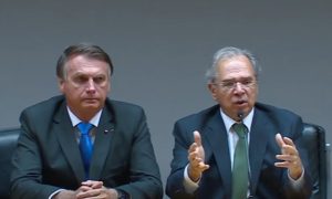 Em coletiva, Bolsonaro confirma novo aumento nos combustíveis e Guedes diz que não se demite