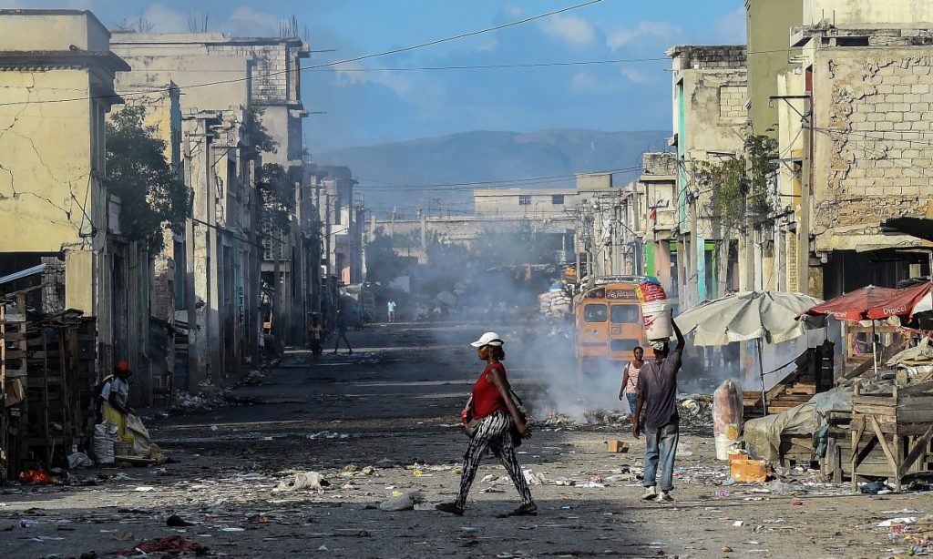 O pensamento único das oligarquias latino-americanas se realiza no Haiti