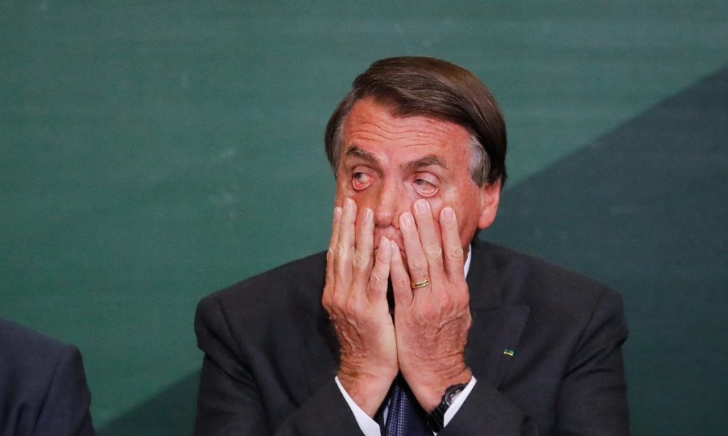 69% dos brasileiros não querem mais quatro anos de governo Bolsonaro, diz pesquisa