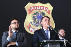 Governo Bolsonaro já puniu ou demitiu 18 delegados da PF em ações de retaliação, diz site