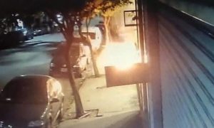 Sede do Clarín, na Argentina, é alvo de ataque com coquetéis molotov