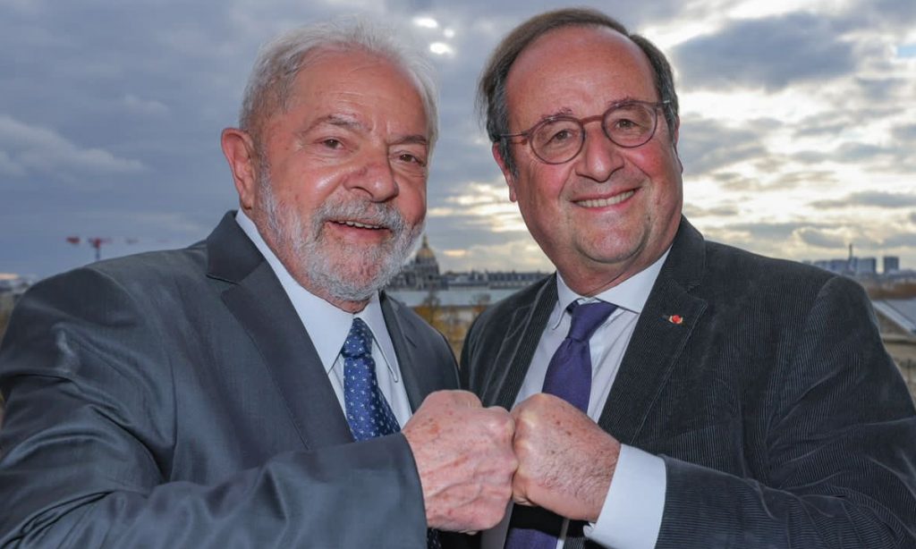 ‘Você é esperança para o Brasil’, diz François Hollande a Lula após encontro em Paris