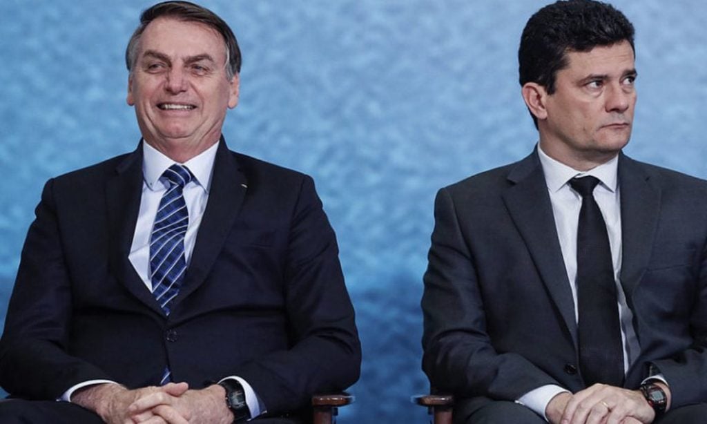 Moro diz que Bolsonaro celebrou libertação de Lula, mas fotos colocam a versão em xeque