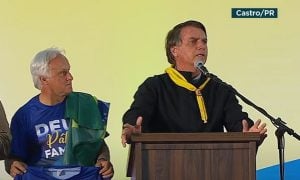 Bolsonaro faz ataque machista contra Dilma no Paraná: 'Bicho ruim. Sogra é santa perto dela'