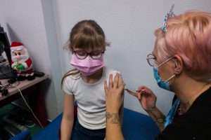 Consulta pública sobre vacinação de crianças tem perguntas ambíguas