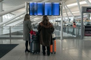 Queda de casos em outros países indica que pico de Ômicron pode acontecer em duas ou três semanas 