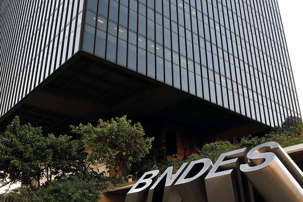 Bancos de desenvolvimento e agências de fomento falham em políticas de sustentabilidade