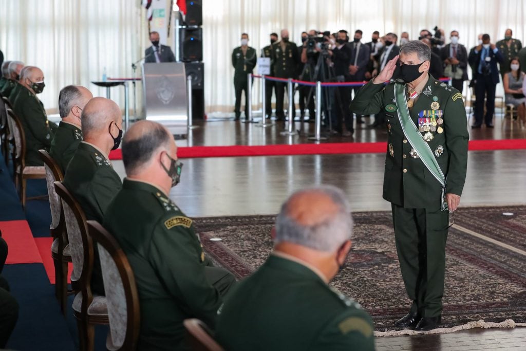 Comandante do Exército reforça compromissos constitucionais das Forças Armadas