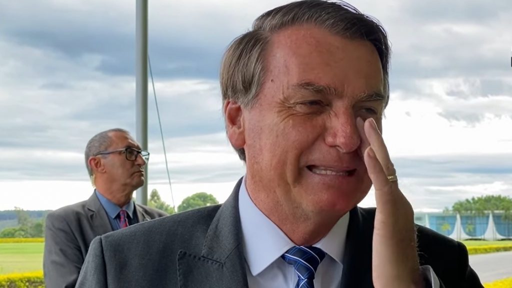 'Bolsonaro envergonhou o Brasil no cenário internacional', diz CEO da Eurasia