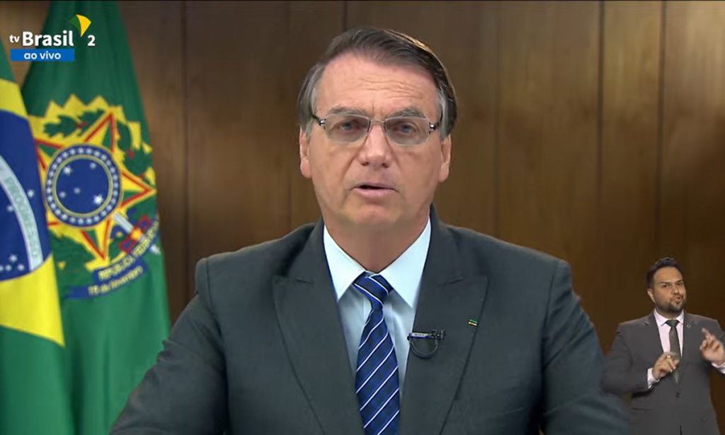 Em evento de Biden, Bolsonaro ignora estudos e diz que se empenha em proteger direitos humanos