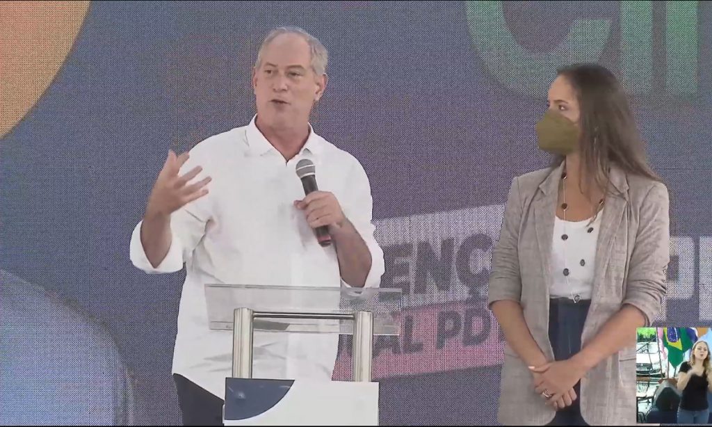 ‘Se eu tivesse assinado uma Carta aos Brasileiros, já seria um ex-presidente’, diz Ciro