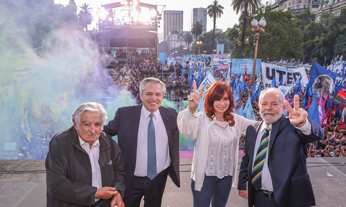 José Mujica, Alberto Fernández, Cristina Kirchner e Lula, em Buenos Aires. Foto: Ricardo Stuckert 