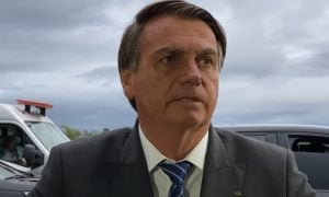 Moro não aguenta 10 segundos de debate comigo, diz Bolsonaro