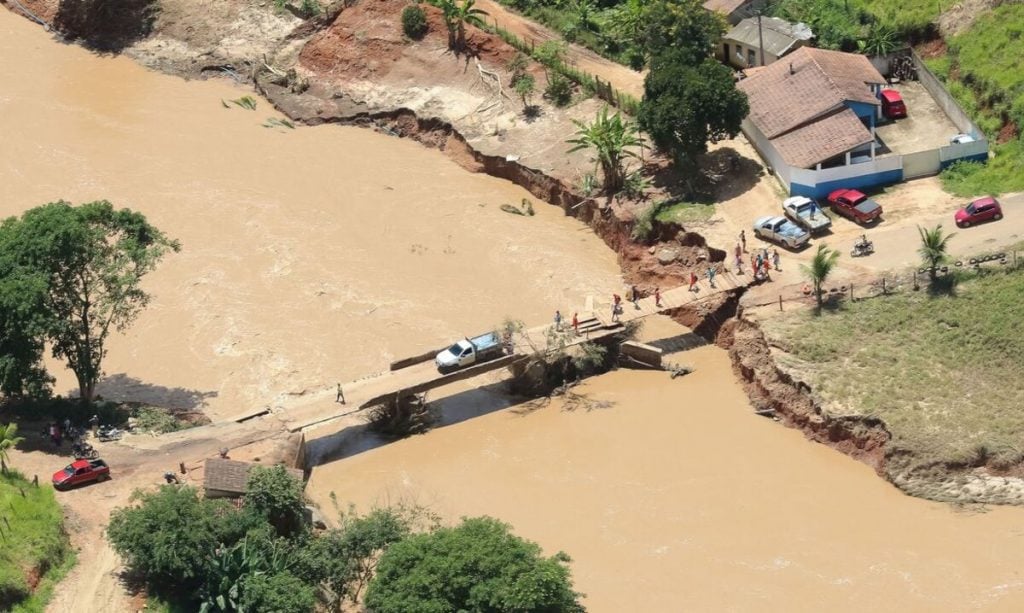 Municípios da Bahia estão em alerta após rompimento de barragem