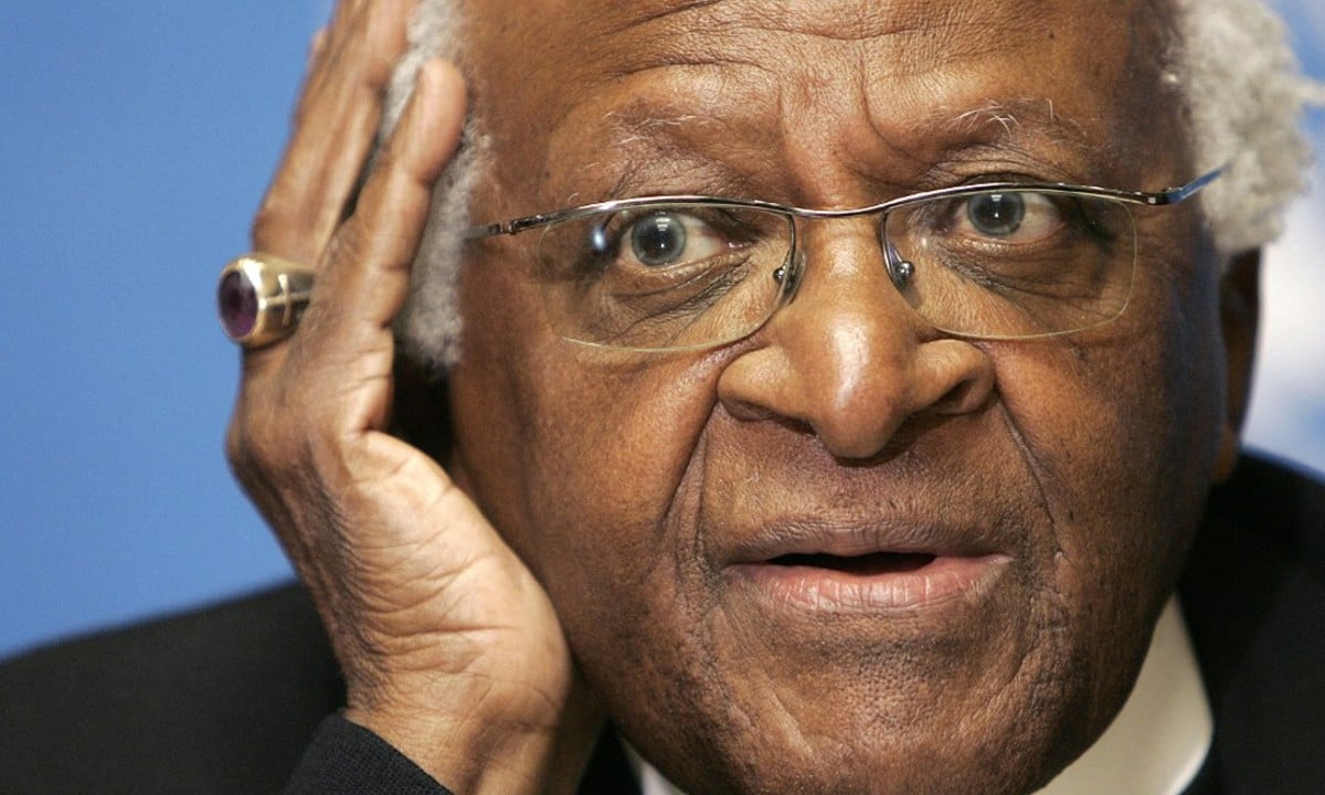 Desmond Tutu, símbolo da luta contra o apartheid na África do Sul, morre aos 90 anos