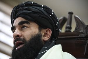 Taleban reivindica 'direito' de reprimir protestos 'ilegais'