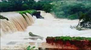Prefeitura de cidade mineira emite alerta máximo para risco de rompimento de barragem