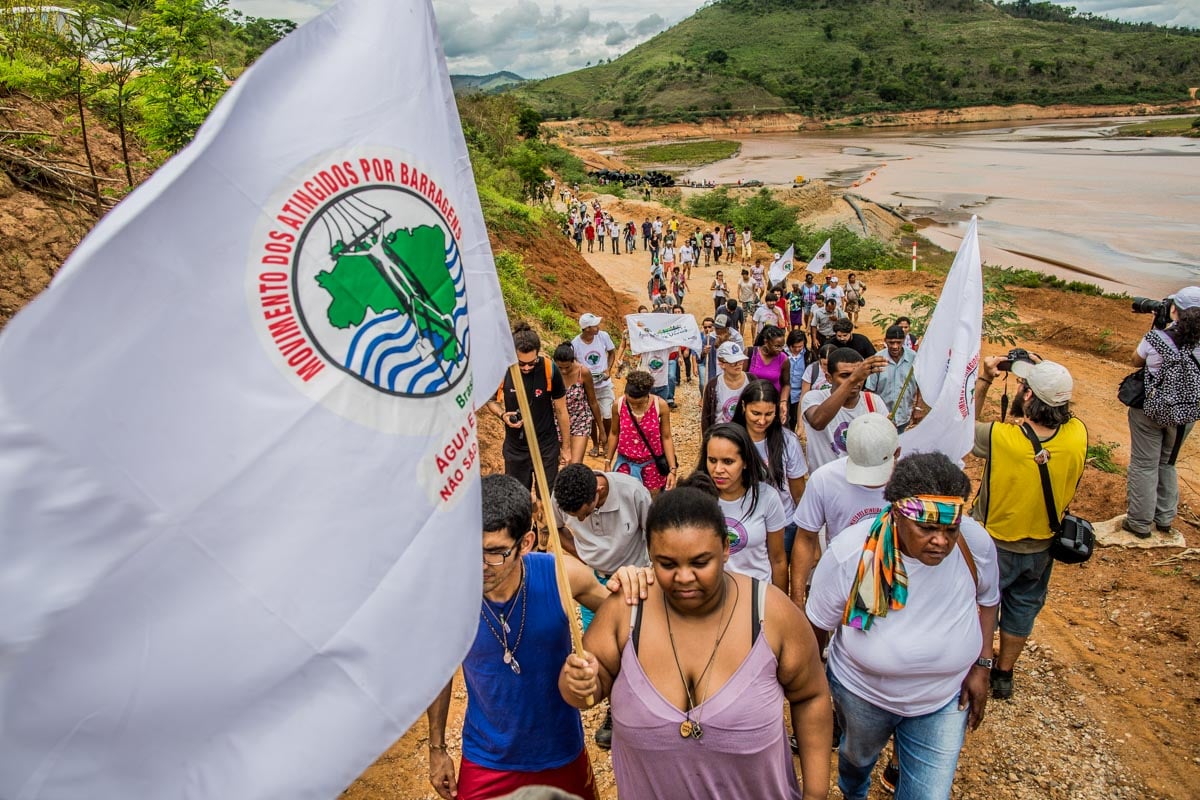 Marcha de denúncia do crime no rio Doce (Foto: Leandro Taques/MAB) 