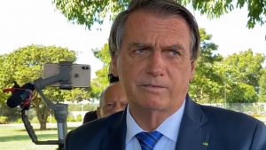 ‘Índio quer internet e explorar a terra dele’, diz Bolsonaro ao defender garimpo