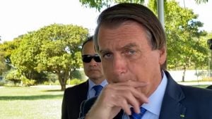 Servidores querem derrubada do veto de Bolsonaro que cortou R$ 1 bi do INSS: ‘Vai faltar até papel higiênico’