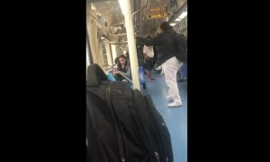 Passageira expulsa mulher do Metrô em SP por não usar máscara