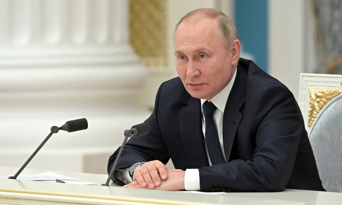 Objetivo da Rússia é mudar o governo da Ucrânia e OTAN não vai reagir, avalia Reginaldo Nasser