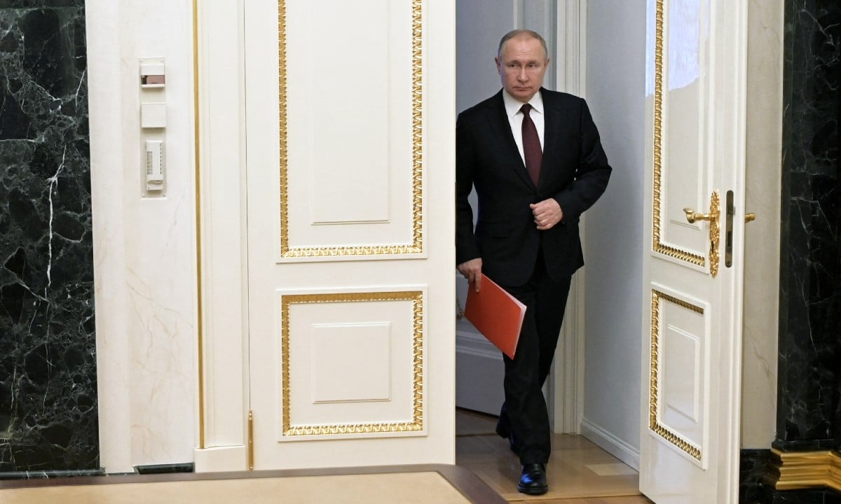 Putin chama autoridades ucranianas de ‘gangue de viciados em drogas e neonazistas’