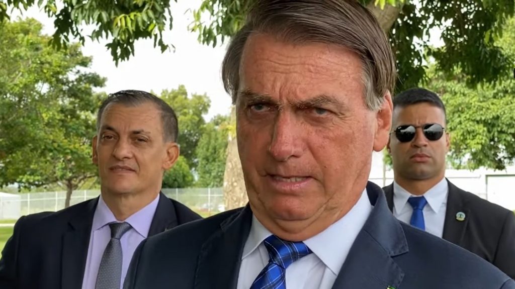 Bolsonaro classifica fala de Arthur do Val sobre mulheres ucranianas como ‘asquerosa’