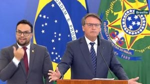 Bolsonaro sinaliza que poderá recriar mais um ministério