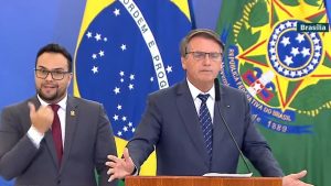 Bolsonaro sinaliza que poderá recriar mais um ministério